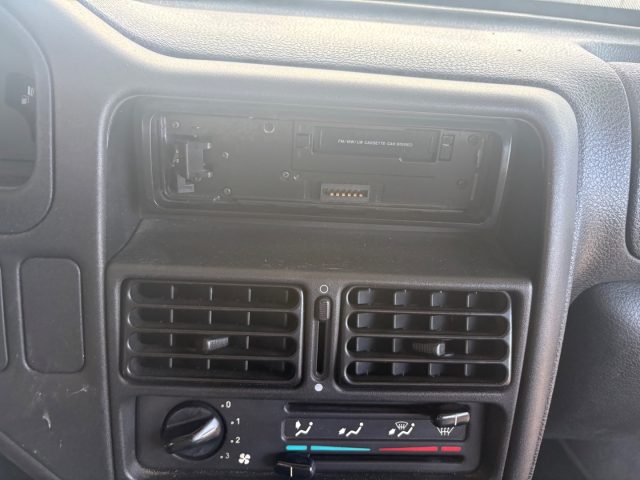 PEUGEOT 106 usata 25