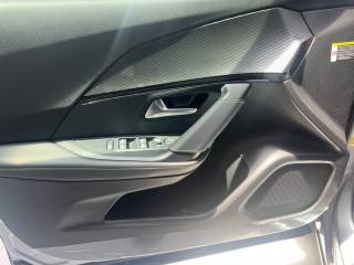 PEUGEOT 2008 usata, con MP3