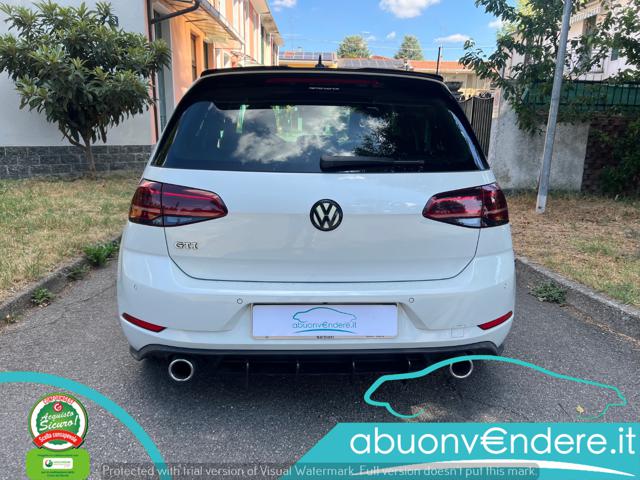 VOLKSWAGEN Golf GTI usata, con Autoradio