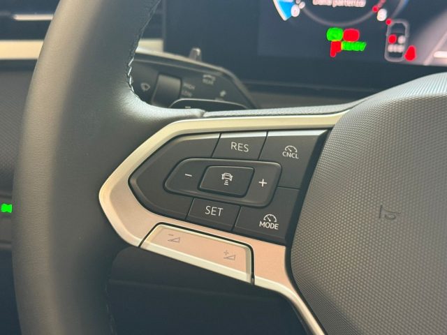 VOLKSWAGEN T-Roc usata, con Specchietti laterali elettrici