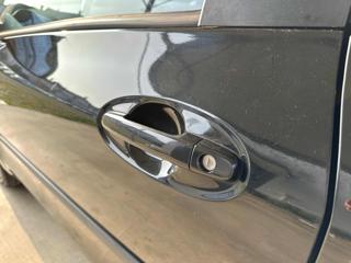 TOYOTA Yaris usata 52