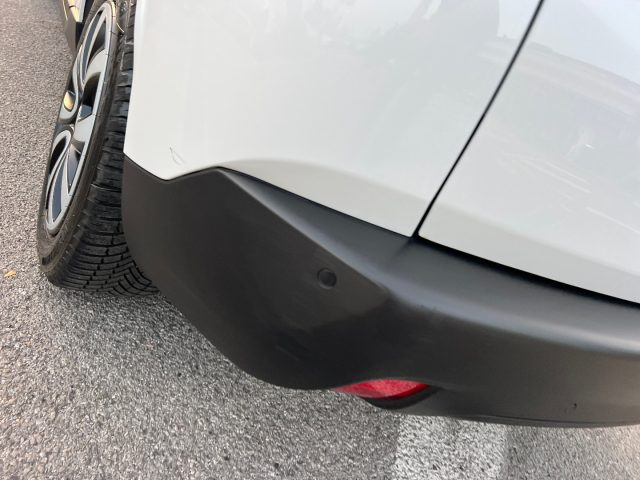 PEUGEOT 2008 usata, con Cruise Control