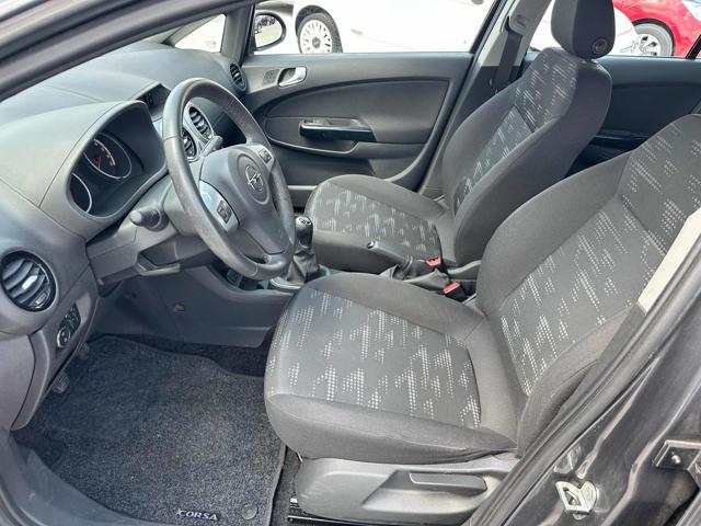 OPEL Corsa usata, con Climatizzatore