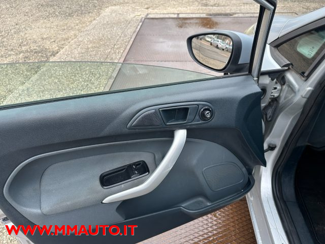 FORD Fiesta usata, con Climatizzatore