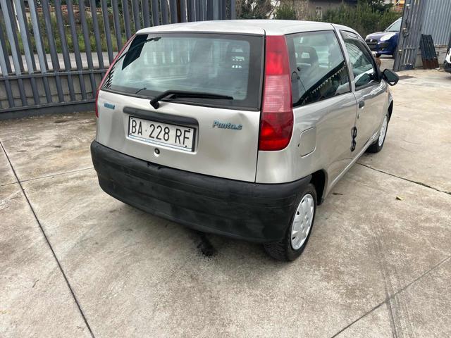 FIAT Punto usata 4