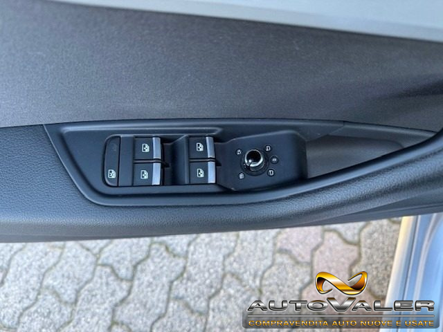 AUDI A4 usata, con Volante in pelle