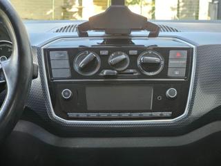 VOLKSWAGEN up! usata, con ESP