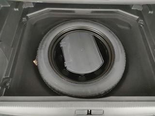 PEUGEOT 3008 usata, con Sedile posteriore sdoppiato