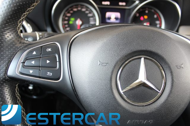 MERCEDES-BENZ GLA 180 usata, con Isofix