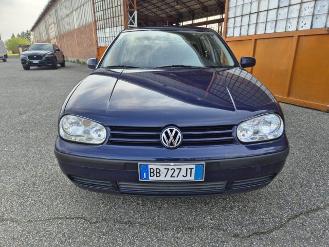 VOLKSWAGEN Golf usata, con Airbag