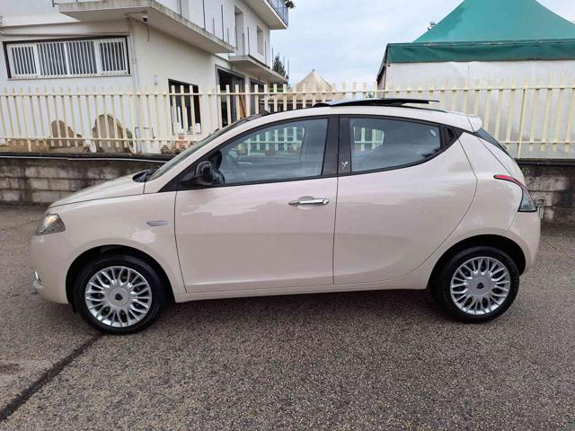 LANCIA Ypsilon usata, con Servosterzo