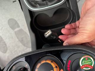 OPEL Corsa usata, con Vetri oscurati