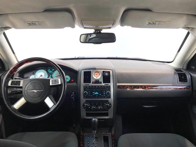 CHRYSLER 300C usata, con Autoradio