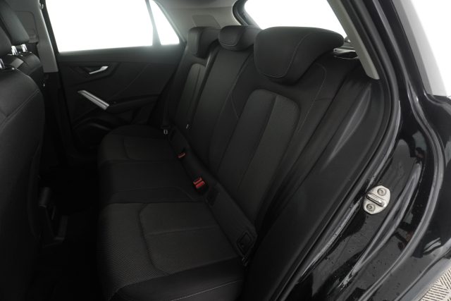 AUDI Q2 usata 10