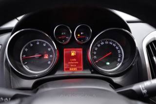 OPEL Astra usata, con Servosterzo