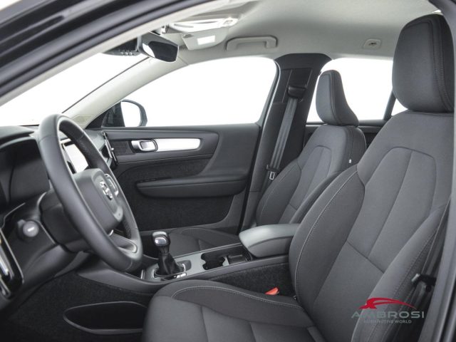 VOLVO XC40 usata 8
