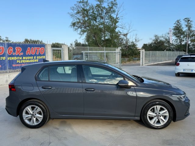VOLKSWAGEN Golf usata, con Autoradio