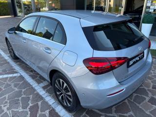 MERCEDES-BENZ A 180 usata, con Airbag