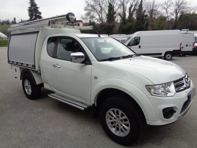 MITSUBISHI L200 usata, con Airbag