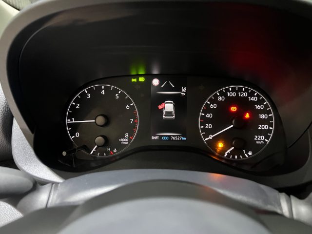 TOYOTA Yaris usata, con Luci diurne LED