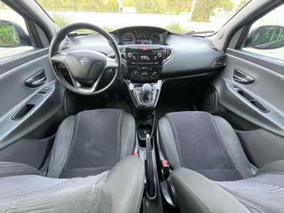LANCIA Ypsilon usata, con Autoradio digitale