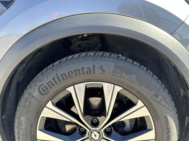 RENAULT Captur usata, con Autoradio