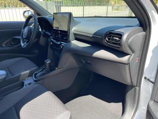 TOYOTA Yaris Cross usata, con Controllo automatico clima