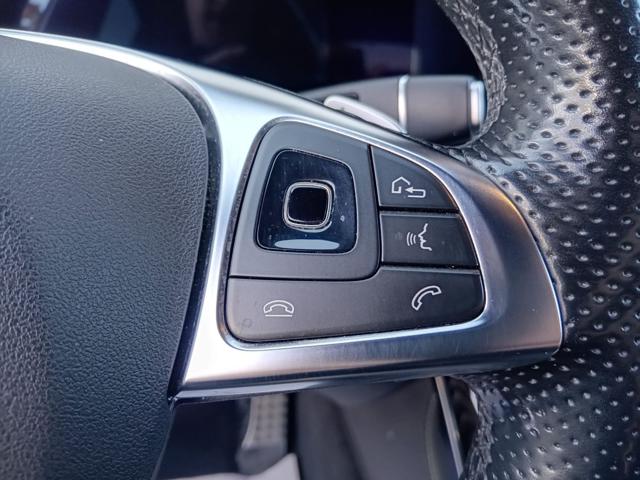 MERCEDES-BENZ E 220 usata, con Controllo trazione