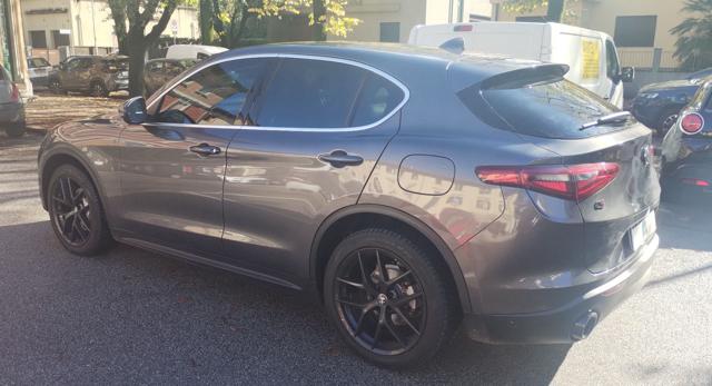ALFA ROMEO Stelvio usata, con Autoradio