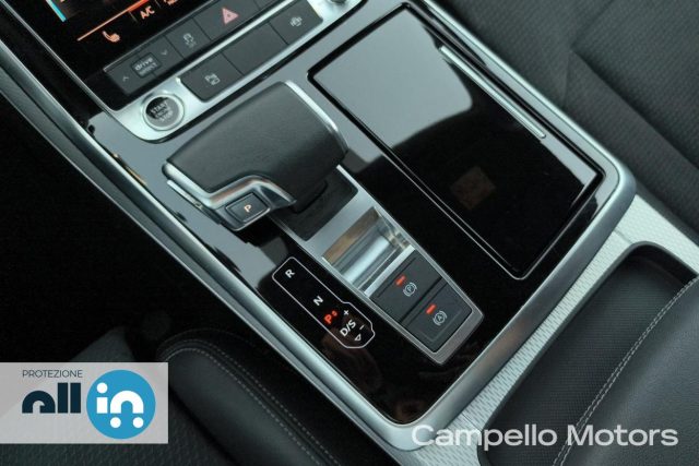 AUDI Q8 usata 12