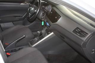 VOLKSWAGEN Polo usata, con Autoradio