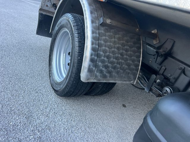 NISSAN Cabstar usata 13