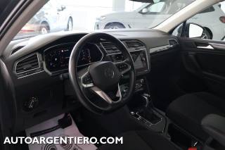 VOLKSWAGEN Tiguan usata, con Autoradio