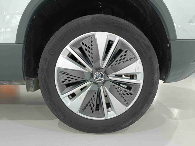 SKODA Karoq usata, con Fari LED