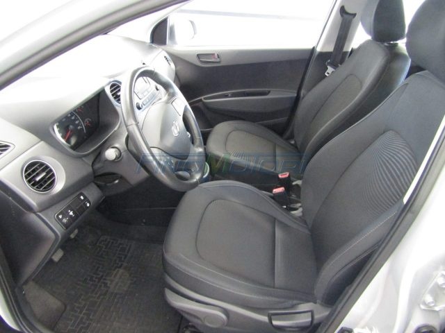 HYUNDAI i10 usata, con Climatizzatore