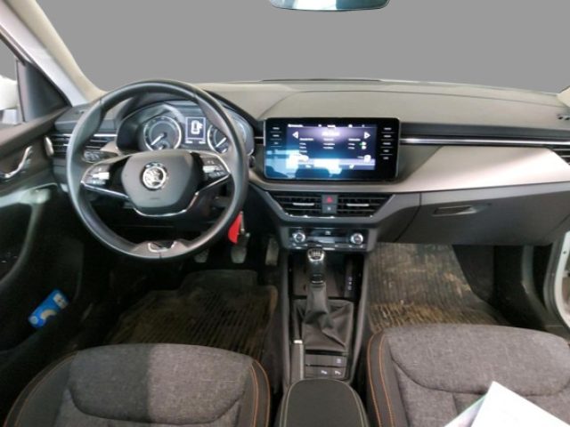 SKODA Kamiq usata, con Autoradio