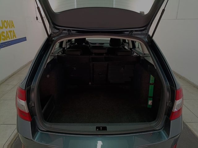 SKODA Octavia usata, con Specchietti laterali elettrici