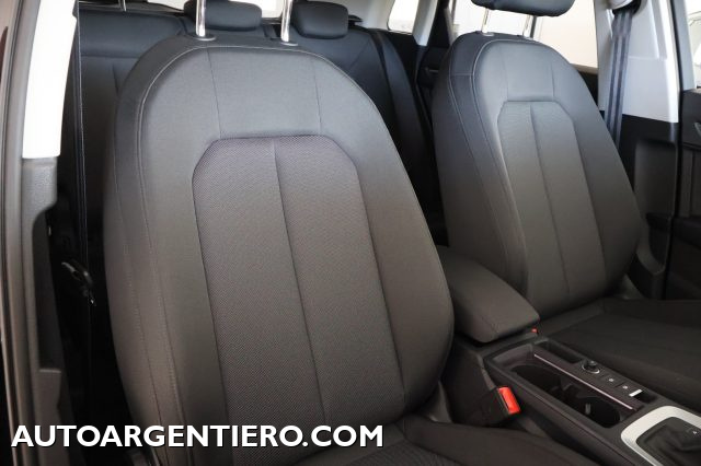 AUDI Q3 usata, con Sensori di parcheggio posteriori