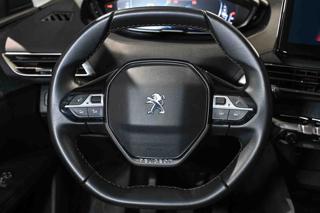 PEUGEOT 3008 usata, con Volante in pelle
