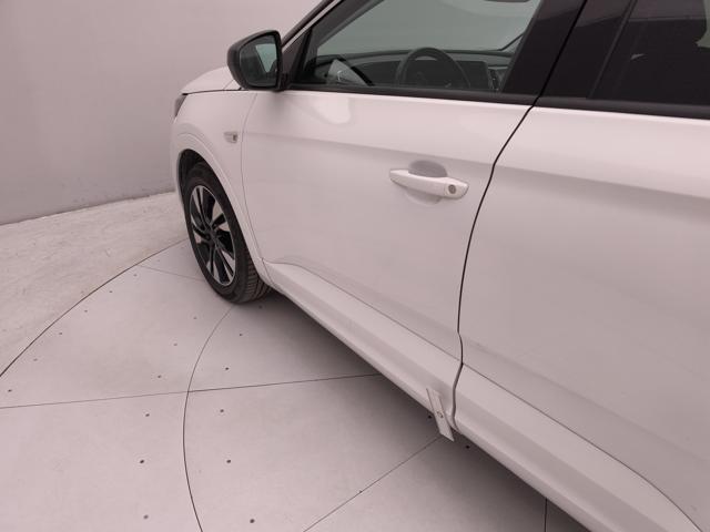 OPEL Grandland usata, con Climatizzatore automatico, 2 zone
