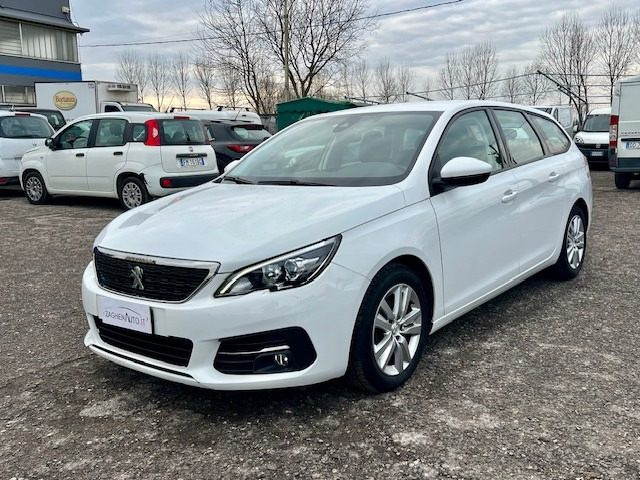 PEUGEOT 308 usata, con Airbag