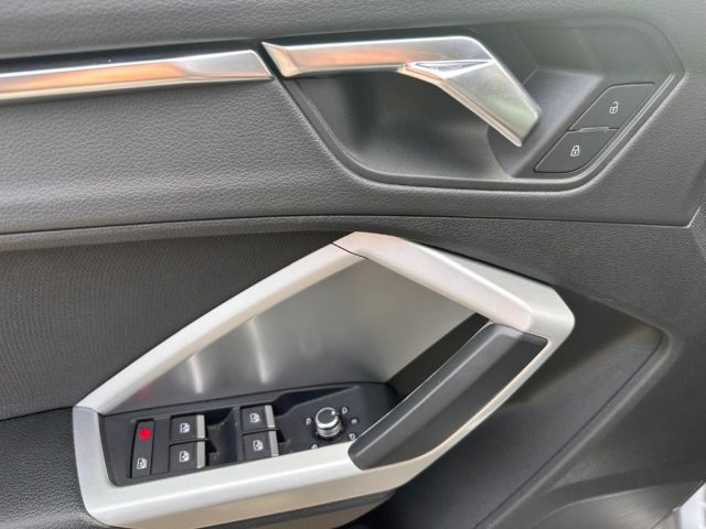 AUDI Q3 usata, con Autoradio