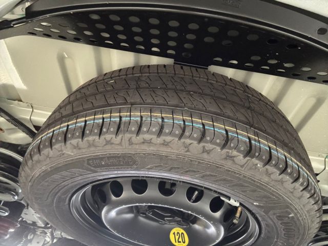 VOLKSWAGEN Transporter usata, con USB