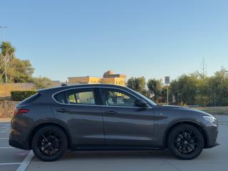 ALFA ROMEO Stelvio usata, con Alzacristalli elettrici