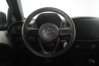 TOYOTA Aygo X usata 5