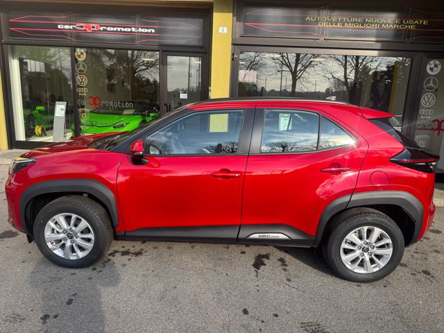 TOYOTA Yaris Cross usata, con Autoradio