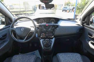 LANCIA Ypsilon usata, con ESP