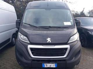 PEUGEOT Boxer usata, con Airbag