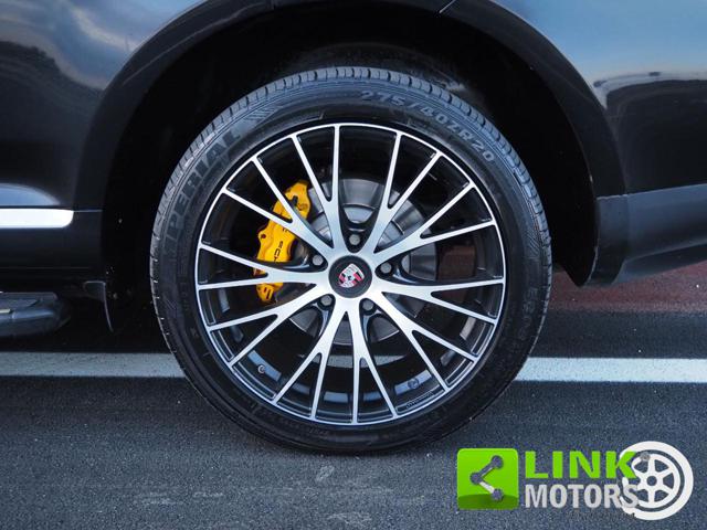 PORSCHE Cayenne usata 47