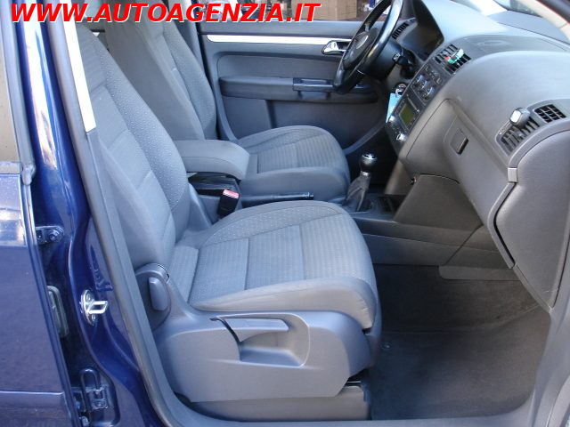 VOLKSWAGEN Touran usata 11